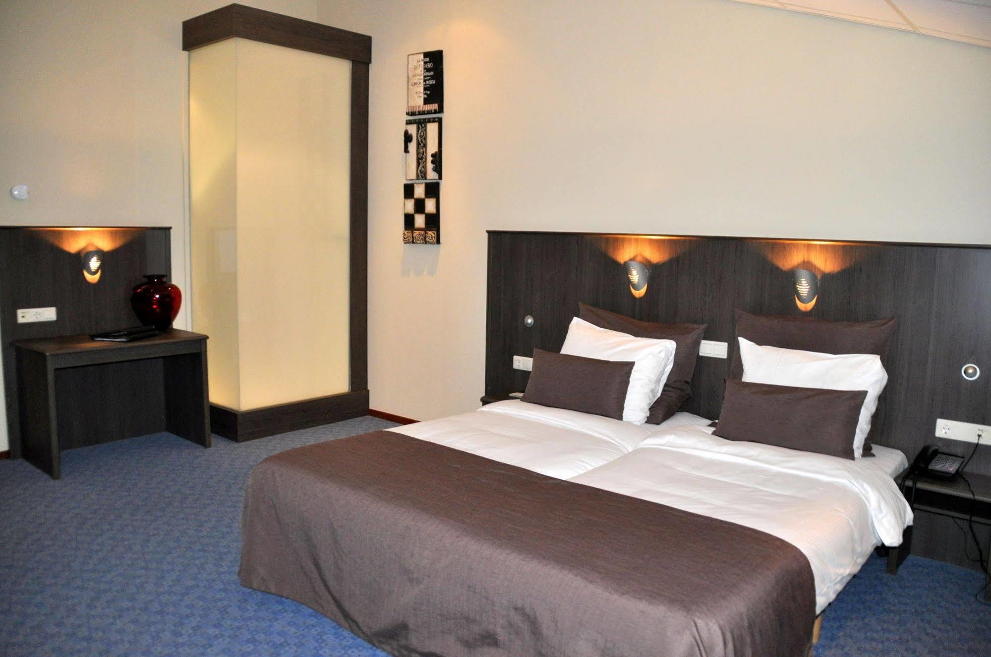 Fletcher Wellness-Hotel Brabant-Мілл Екстер'єр фото